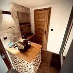 Chlebem I Miodem Apartment
